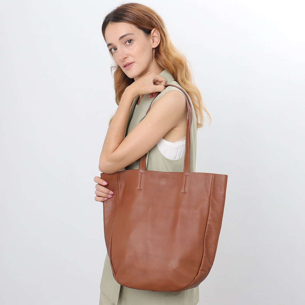 SC Sang Trọng Của Ý Chính Hãng - đánh giá và giá Luxury Bags Vendor