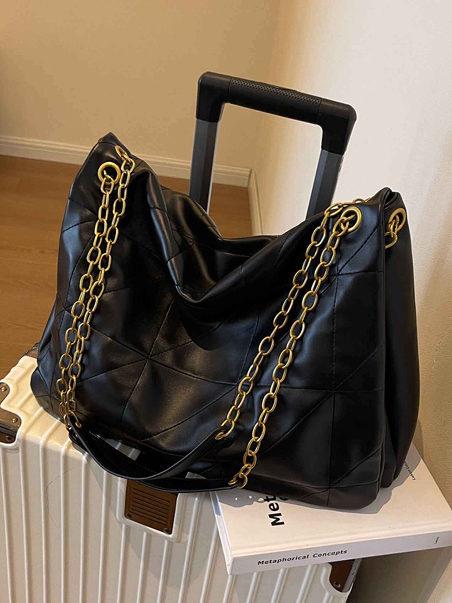 Vintage Soft Leather Tote Bag  - đánh giá và giá Luxury Quilted Bags