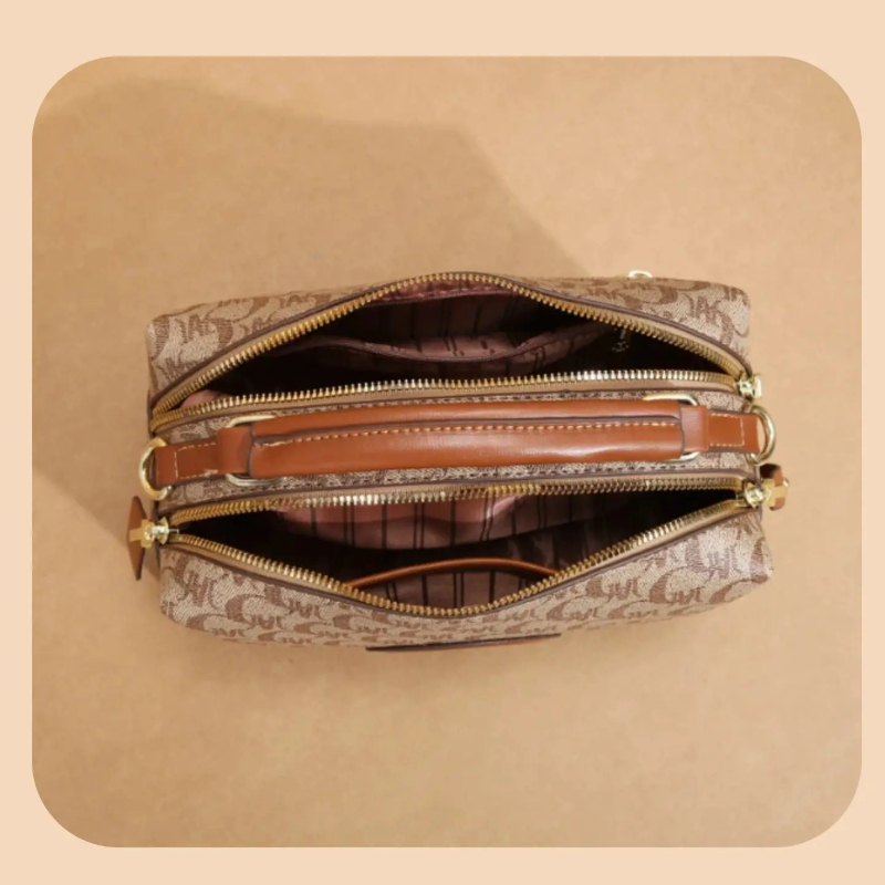 Boston bag, pillow bag, women' - đánh giá và giá Luxury Bags Casual