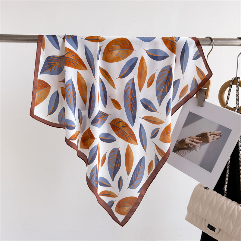 Luxury Brand Print 70cm Square - đánh giá và giá Luxury Bags Casual